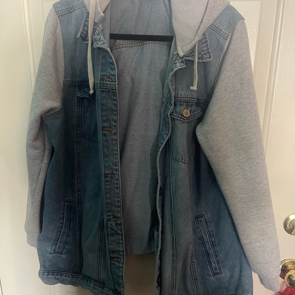 Forever 21 Jackets & Blazers - Forever 21 Blue Denim Jacket with Gray Knit Sleeves